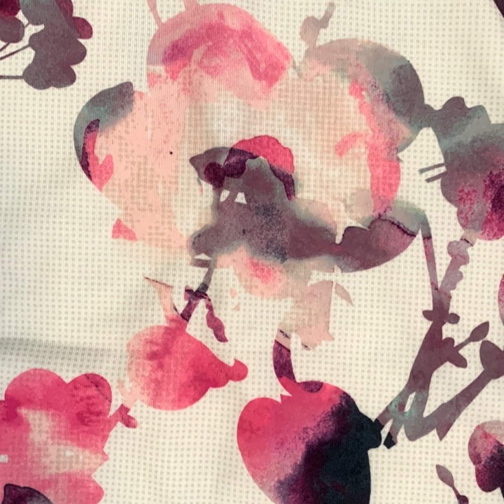Lululemon Blurred Blossom CRB - Picture 8 of 12